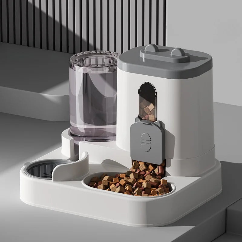 AquaFeed – Spillfri mat- & vattenstation för katt & hund