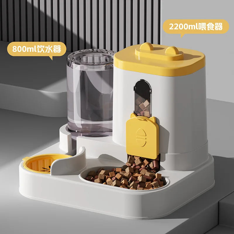AquaFeed – Spillfri mat- & vattenstation för katt & hund